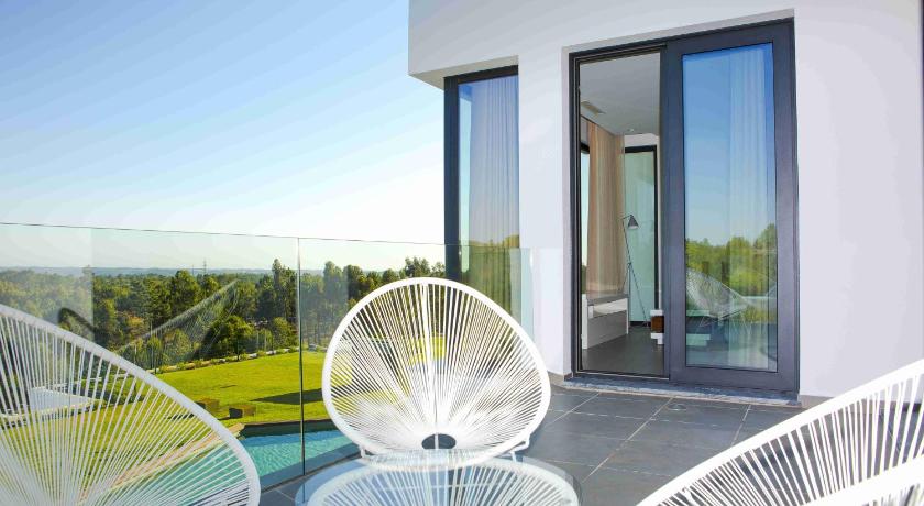 Image of King Suite with Pool View 1