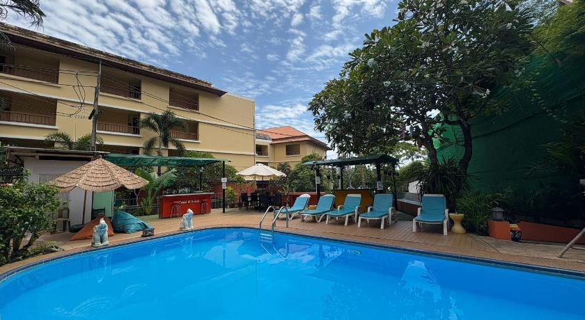 プーケット THE PORTERHOUSE Boutique Hotel 3つ星 ホテル プール