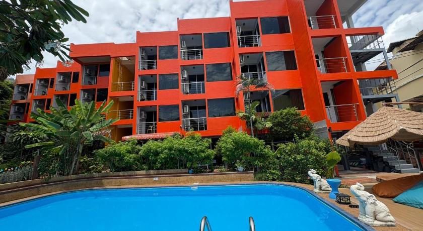 プーケット THE PORTERHOUSE Boutique Hotel 3つ星 ホテル 外観