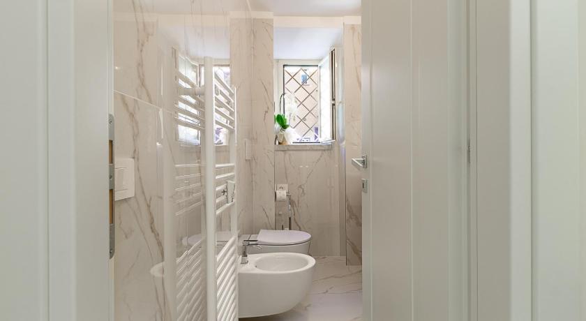 로마 Aras Luxury Flat 4성급 싱글룸 수영장