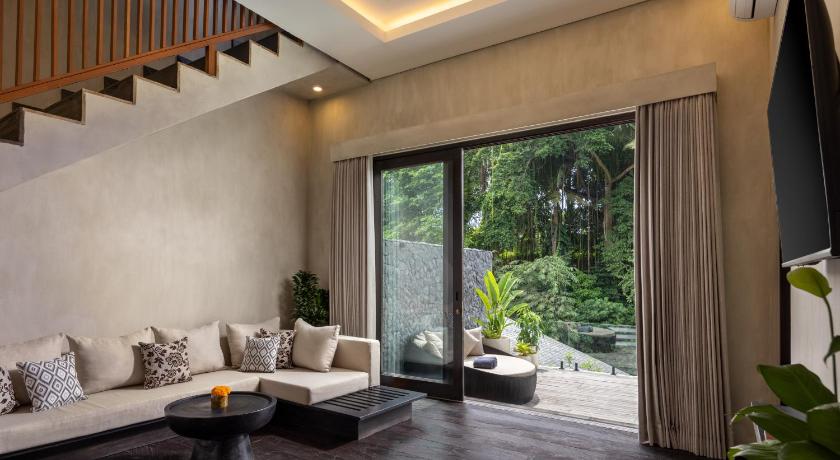 バリ Adiwana Unagi Riverfront 5つ星 ホテル 外観