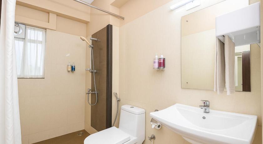 Image of Suite with Sitting Room 2