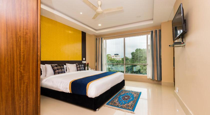 Image of Suite with Sitting Room 1