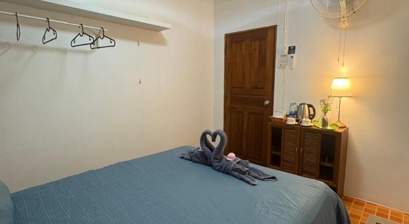 Image of Standard Double Room with Shared Bathroom 9