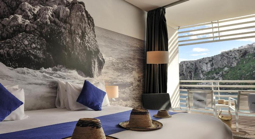 Image of Standard Double or Twin Sea View 3