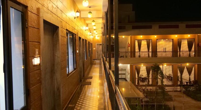 Kunj - A Boutique Hotel By Shivaneel Hospitality - image 8