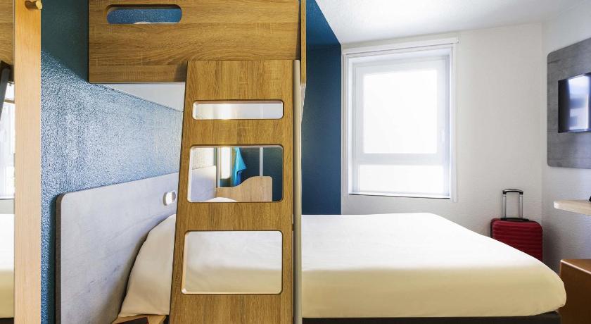 Image of Room - With One Large Bed And One Bunk Bed. 3