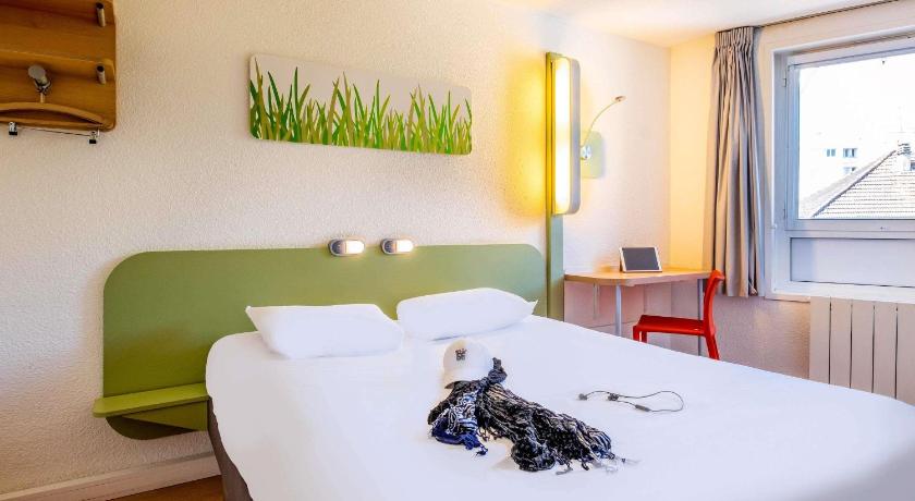 Image of Standard Double Room 0