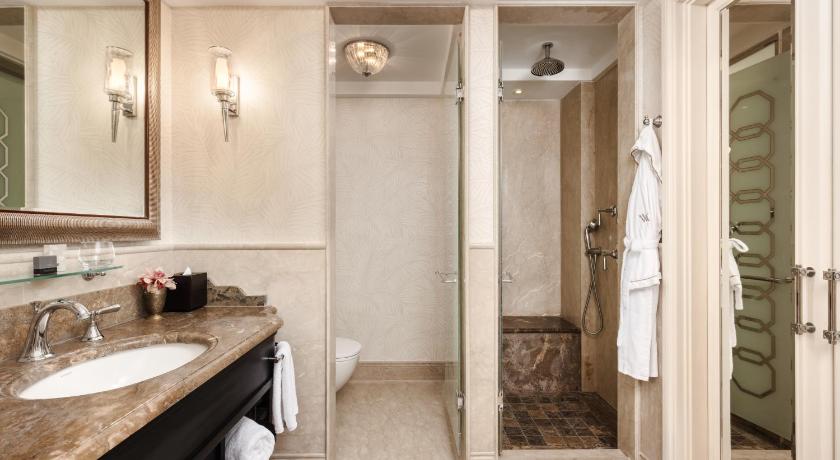 Image of Premier One Bedroom Suite 7
