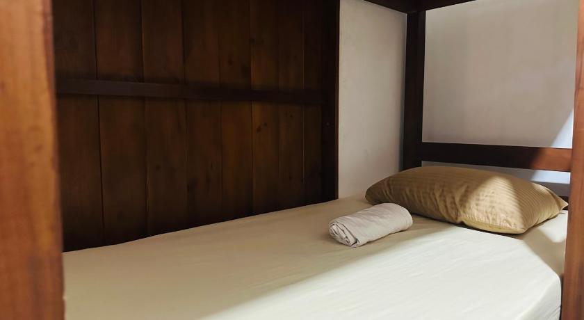 Sky Hostel Negombo - image 40