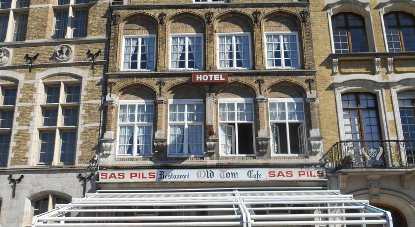 Hotel Old Tom — Hotel in Ieper