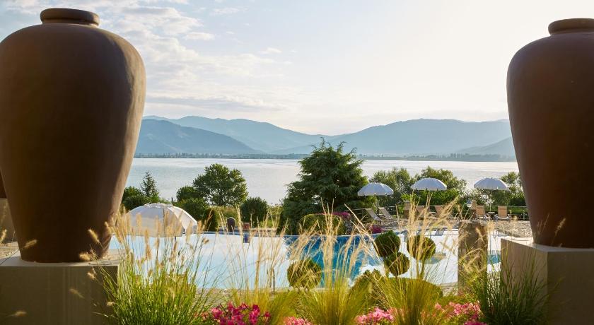 Limneon Resort & Spa photo