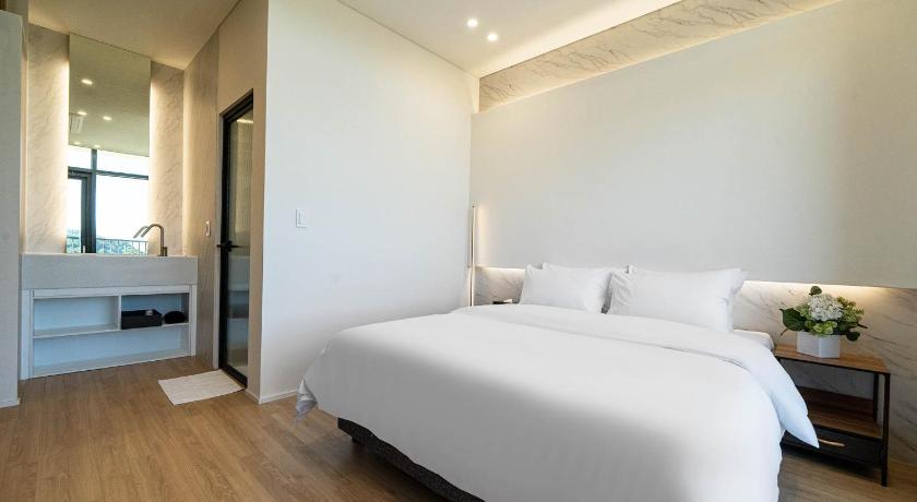 サムチョク Hill Snorkel Beach Hotel ホテル 外観