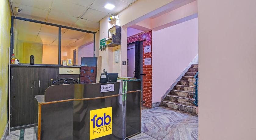 Goroomgo Relyef Inn Kolkata - image 3