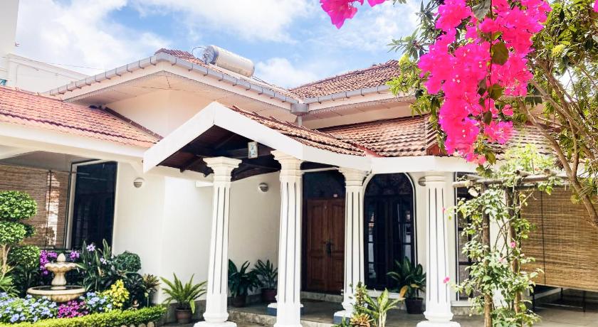 Tango Aayu Resort - image 2