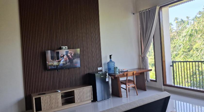 Image of Suite 8