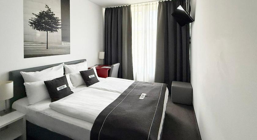 Immagine di Camera Standard (Standard Room) 7
