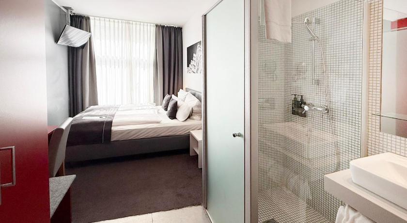 Immagine di Camera Standard (Standard Room) 3