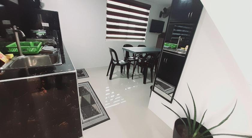 ボラカイ Avana Hills Boracay Prime Loft Garden Suite 401 4つ星 ゲストハウス レストラン