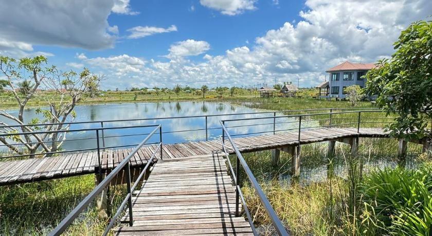 パッタルン Nabua Thalenoi Resort นาบัว ทะเลน้อย รีสอร์ท 3つ星 ホテル 客室