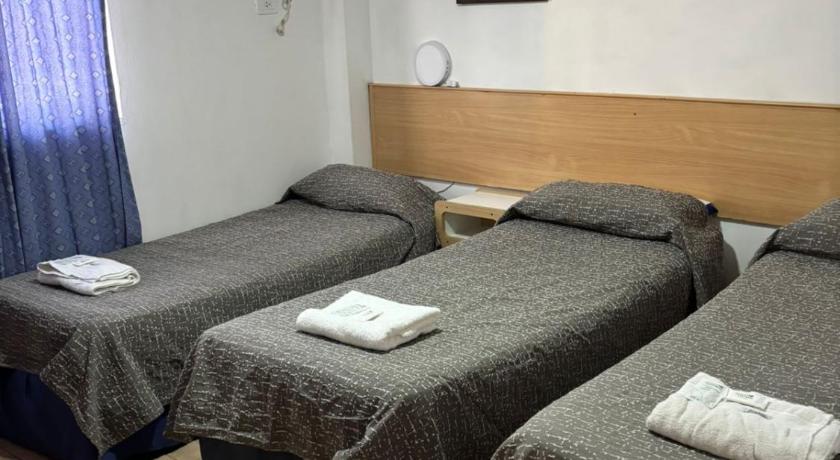 Image of Triple Room 1