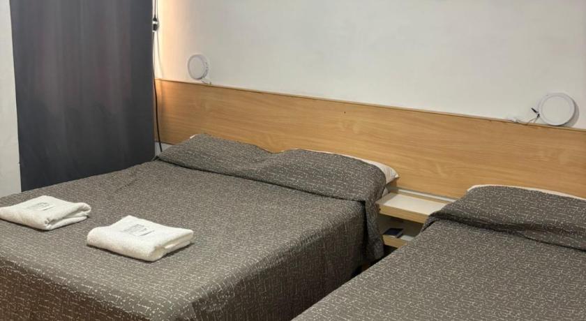 Image of Triple Room 0