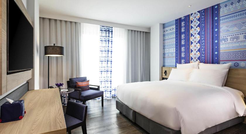 Image of Deluxe Room King bed 0