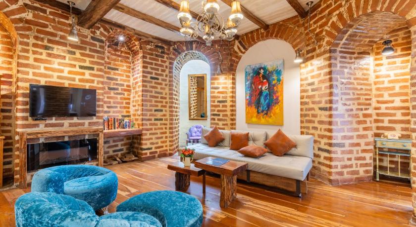 Old Town Quito Suites - image 5