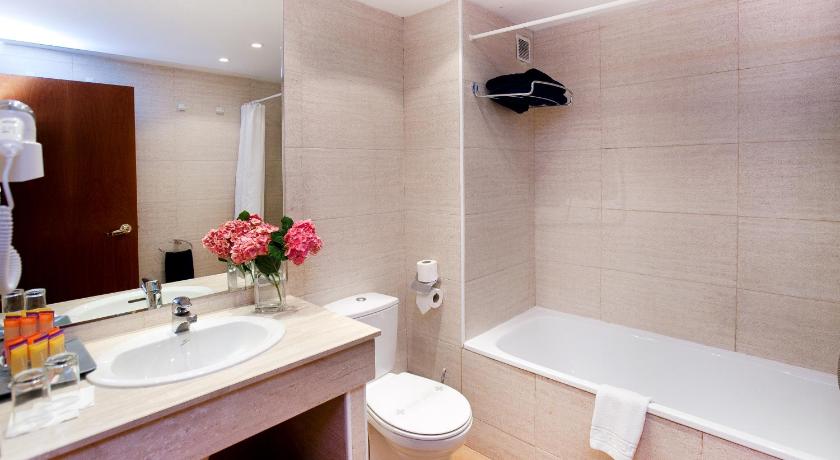 Image of Quadruple Room 6