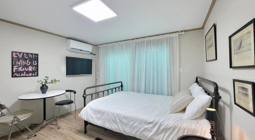 首尔 Gongdeok Cozy Stay 101, 5min from Subway 3星级 住宿 客房