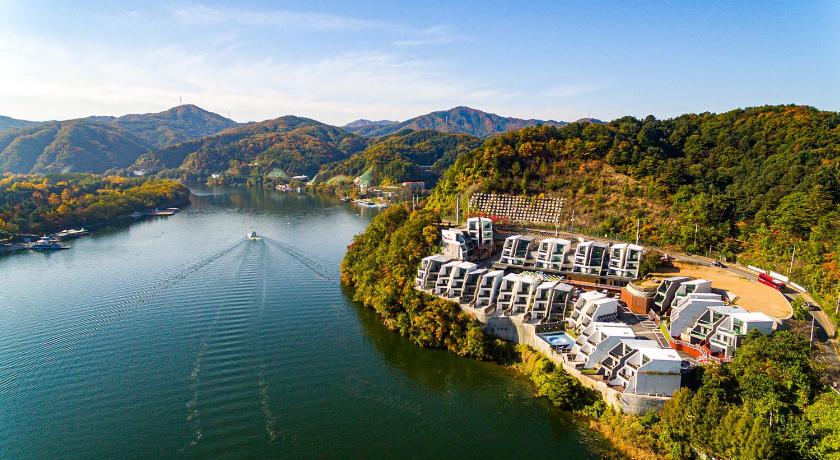 가평 W지우 리조트 (W Jiwoo Resort) 호텔 로비