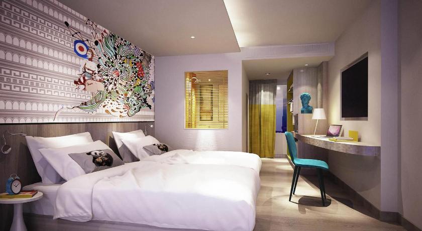 バンコク ibis Styles Bangkok Sukhumvit 50 3つ星 ホテル 外観