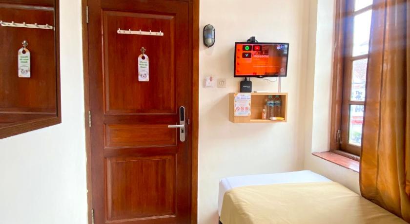 Image of Standard Twin Room 2