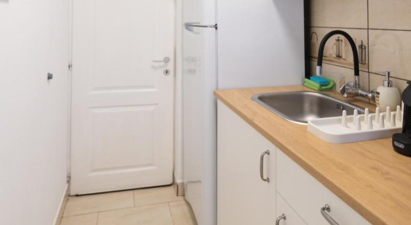 Timișoara Sunrise Apartment 3-Star Single Room view