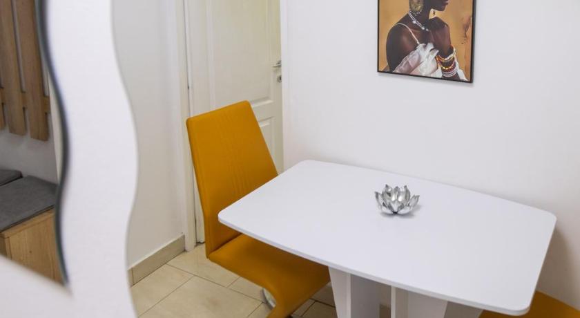 Timișoara Sunrise Apartment 3-Star Single Room restaurant