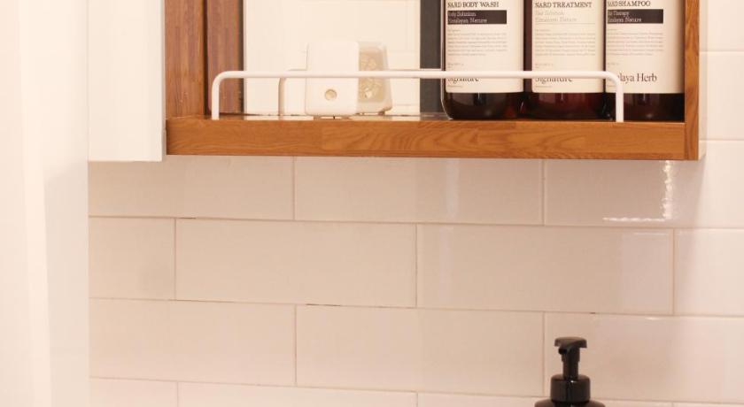 서울 4 Beds in the Heart of Hongdae, Mangwon, Sangsu & Red Road 4성급 숙소 전망