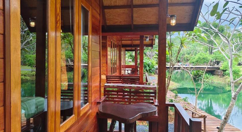 甲米 ธารคีรี รีสอร์ต สวนน้ำกำนัน 3星级 酒店 大堂