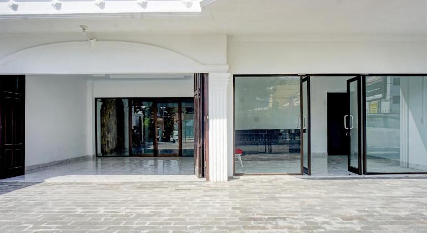 Hotel O Sm Raja Guest House - image 12