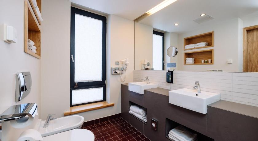 Image of Suite with Sea View 7