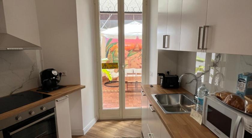 ローマ SPAZIO apARTment di stile Roma METRO C MIRTI 4つ星 シングルルーム 客室