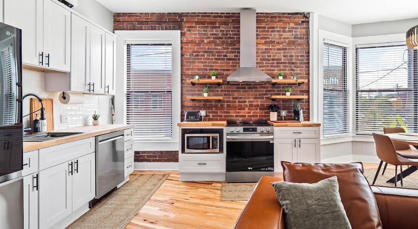 クリーブランド (OH) Stunning Boho Apt in Ohio City 宿泊施設 プール