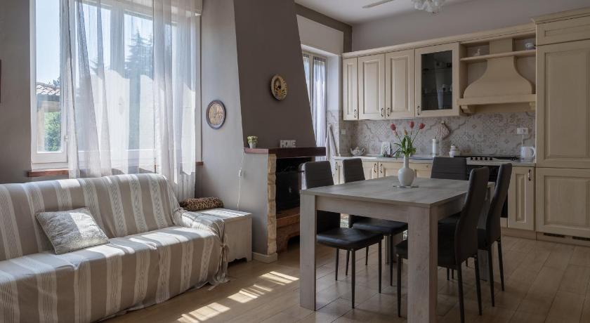 Le Giare House