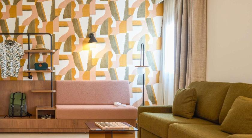 Image of Family Double Room with Sofa Bed 1