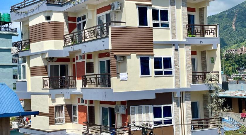 Hotel Roadside Inn — Pokhara (4)