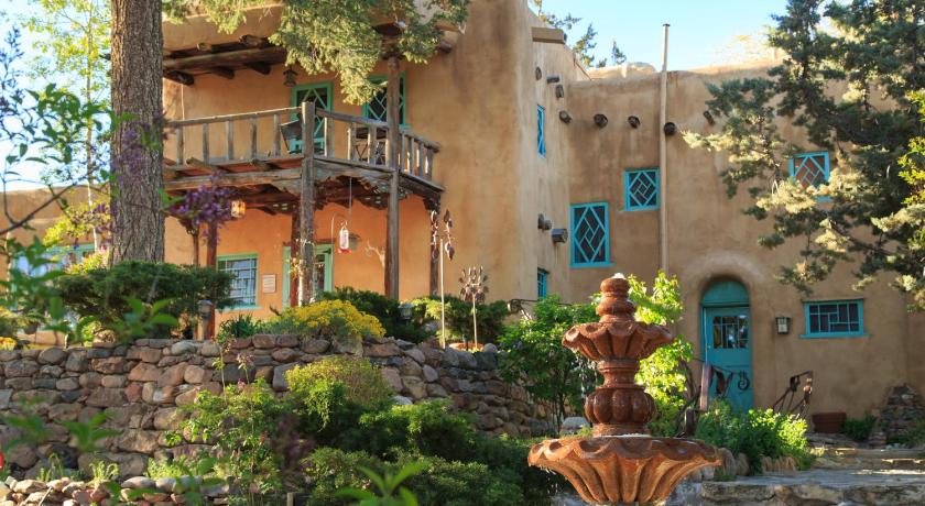 Inn of the Turquoise Bear photo