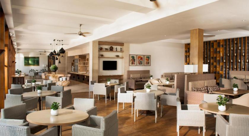 Image of Regency Executive Suite 7