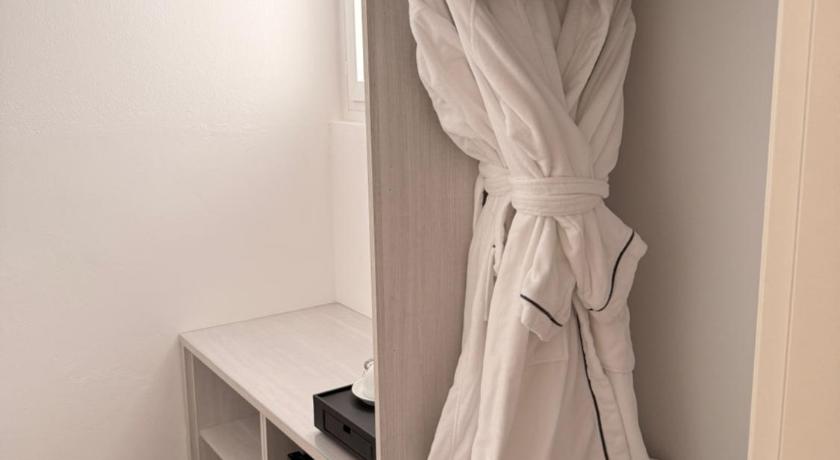 Image of Suite with Mountain View 4