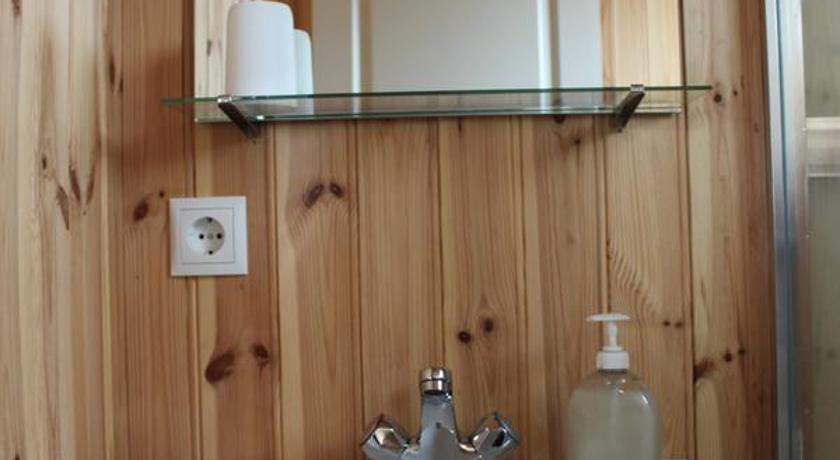 Image of One-Bedroom Cottage 17