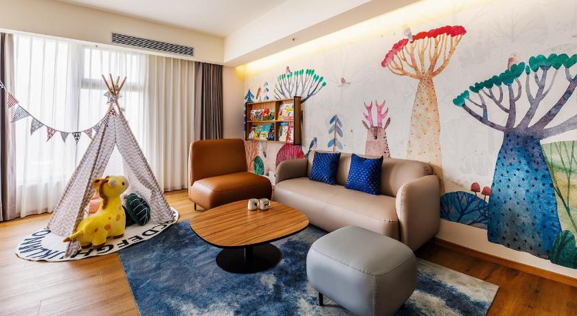 Image of Family Suite 6
