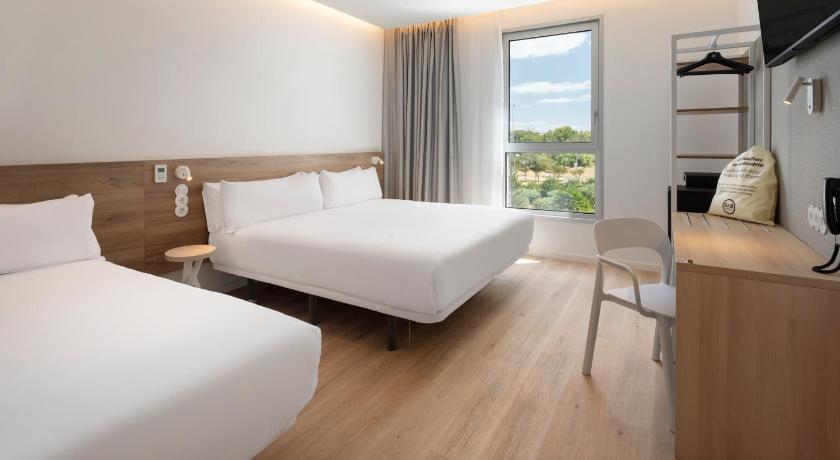 Foto B&B HOTEL Setúbal Bonfim - Booking Diskon Spesial